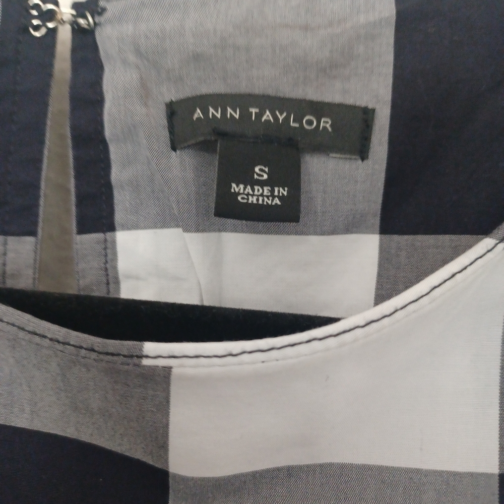 Ann Taylor  Gingham Midi Dress - Picture 8 of 9